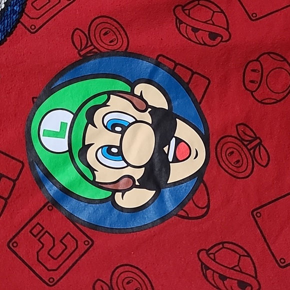 Super Mario Bros Tshirt - Picture 2 of 6